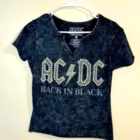 AC/DC *SOLD-OUT* Short Sleeve Washed Black with Pearls - Picture 1 of 9